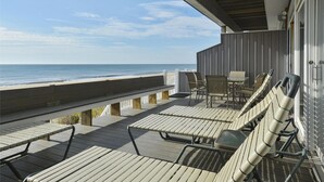 Townhome, 4 Bedrooms | Balcony - Sunrays North Tower Shores by Long & Foster (Bethany Beach)