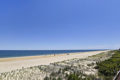 Seaside Villas Unit #9 by Long & Foster