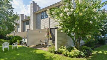 Townhome, 2 Bedrooms | Exterior