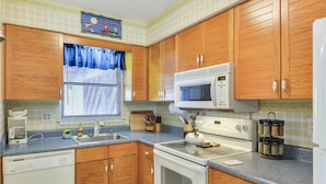 Unclassified image, 2 of 19, button - Sea Pines Village 39 by Long & Foster (Bethany Beach)