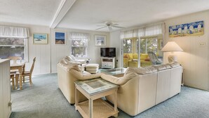 Living room - San Simeon East 8 S. 7th St. by Long & Foster (Bethany Beach)