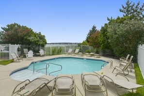 Maison en rangée, 5 chambres | Piscine | Piscine extérieure