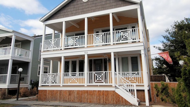 House, 6 Bedrooms | Exterior