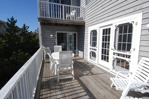 ハウス 4 ベッドルーム | バルコニー