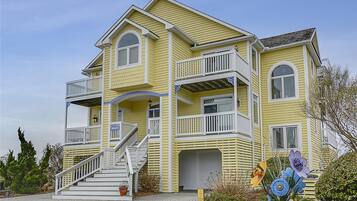 Townhome, 4 Bedrooms | Exterior