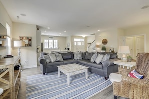 House, 6 Bedrooms | Living room - The Burrow by Long & Foster (Bethany Beach)