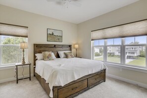House, 6 Bedrooms | 6 bedrooms, individually decorated, individually furnished, bed sheets - The Burrow by Long & Foster (Bethany Beach)