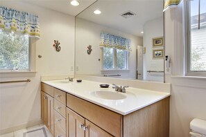 House, 5 Bedrooms | Bathroom | Towels - The Retreat 31496 Porpoise Way by Long & Foster (Bethany Beach)