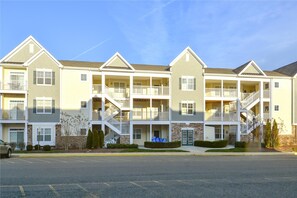 Condo, 3 Bedrooms | Exterior