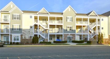 The Grande at Canal Pointe 37697 Ulster Dr. Unit#8 by Long & Foster