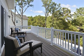 House, 4 Bedrooms | Balcony