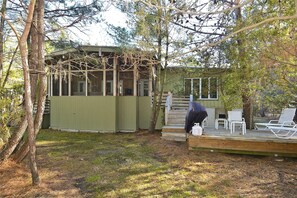 House, 4 Bedrooms | Exterior