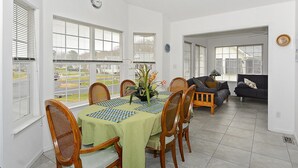 House, 3 Bedrooms | Dining