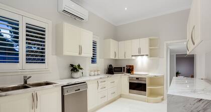 Nell's Place