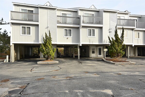 Townhome, 4 Bedrooms | Exterior