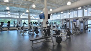 Condo, 2 habitaciones | Sala de fitness