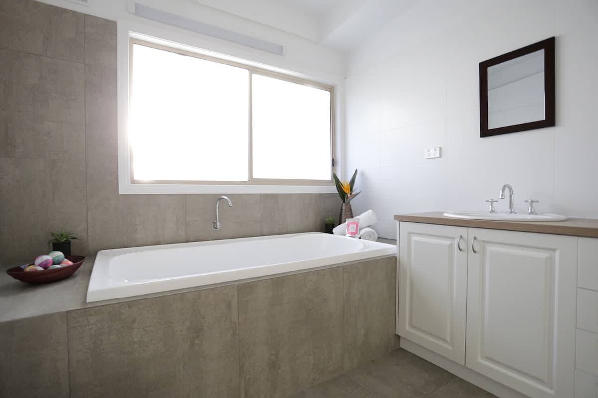 luxury room | bathroom | free toiletries, hair dryer, towels
