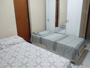 2 bedrooms, iron/ironing board, WiFi, bed sheets - Cozy apartment (Turu)
