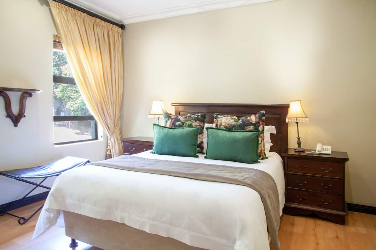 Luxury Double Room | 1 bedroom, minibar, in-room safe, individually decorated