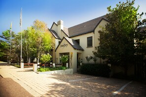 Exterior - InnJoy Boutique Hotel (Centurion)