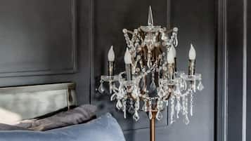 1 slaapkamer, een strijkplank/strijkijzer, gratis wifi, beddengoed