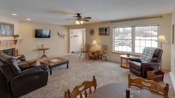 Smart-tv och eldstad