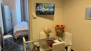 2 Schlafzimmer, Bügeleisen/Bügelbrett, Internetzugang, Bettwäsche
