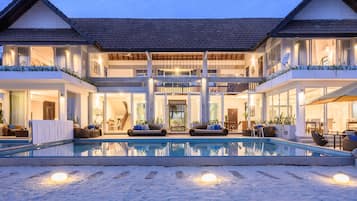 Front of property – evening/night