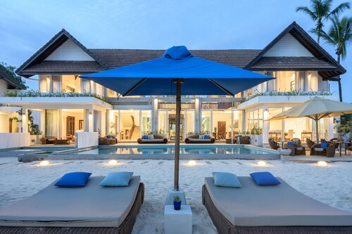 The Beach House by Reveal