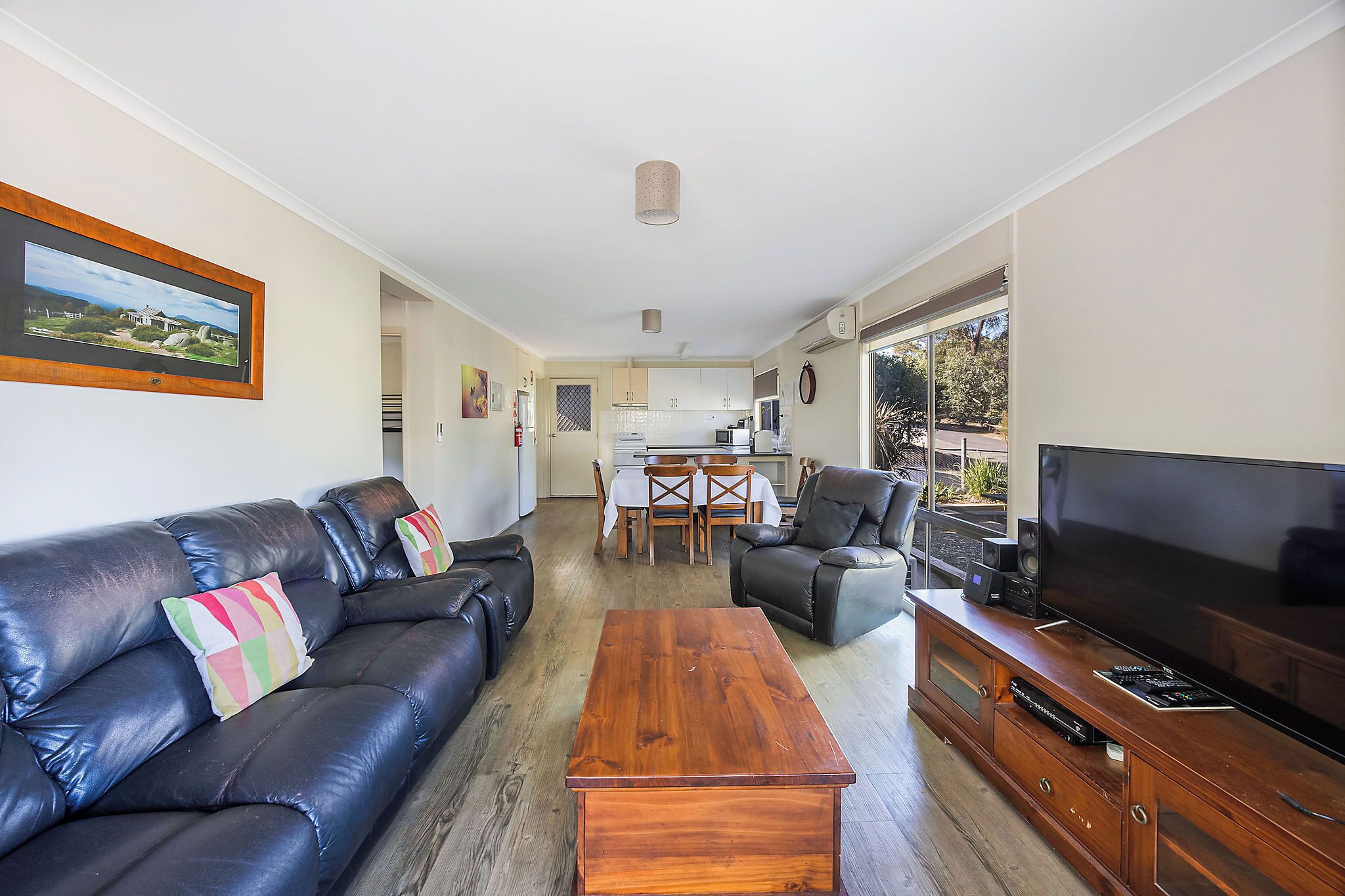 Superior Cabin - Sleeps 5 | Living area | 28-inch TV with digital channels