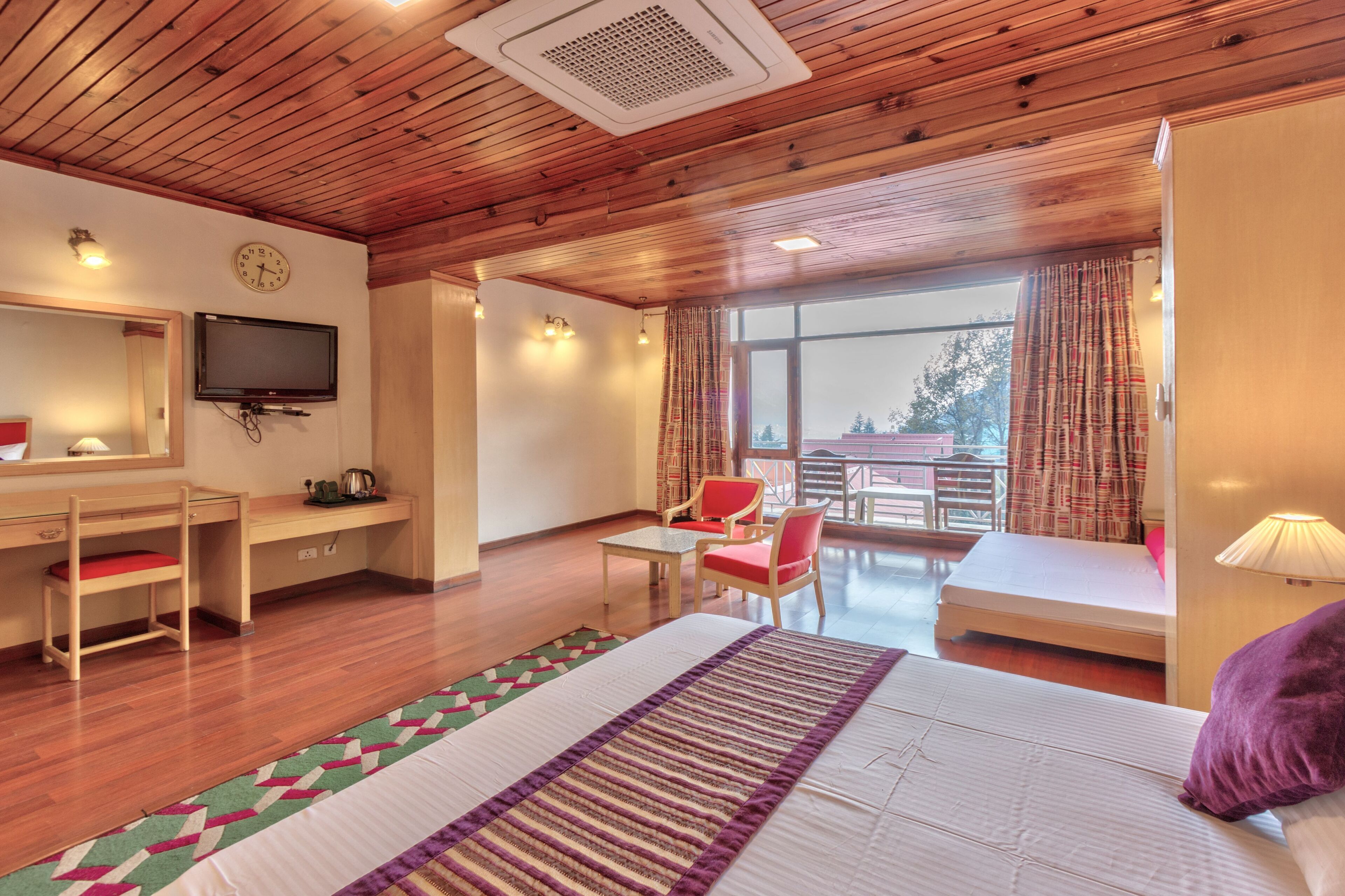 Family Studio Suite | Premium bedding, memory foam beds, individually decorated