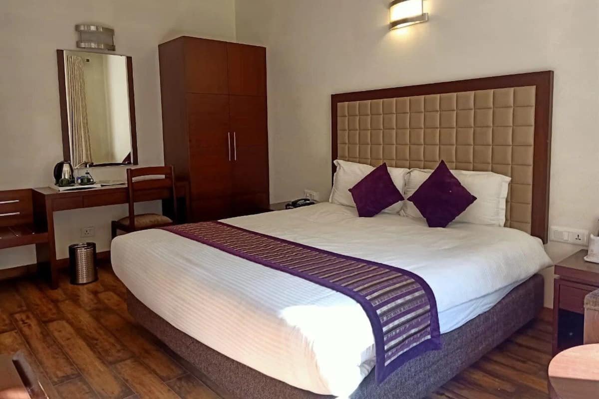 2 Room Cottage