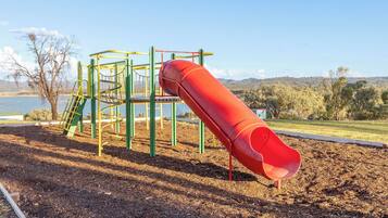 Children’s play area – outdoor