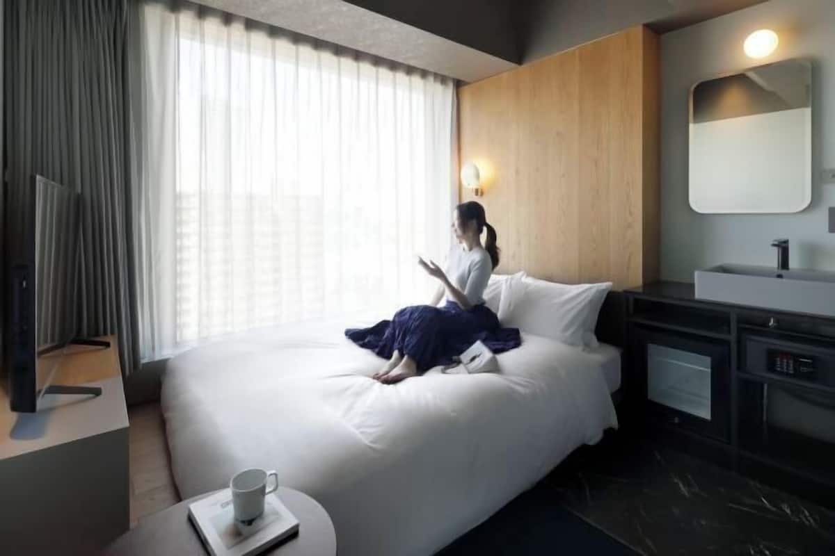1 bedroom, in-room safe, free WiFi, bed sheets