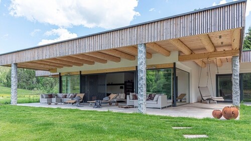 Cottage on the lake with sauna and whirlpool