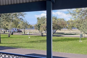 Standard Cabin - Sleeps 6 | Terrace/patio - Reflections Lake Keepit - Holiday Park (Keepit)