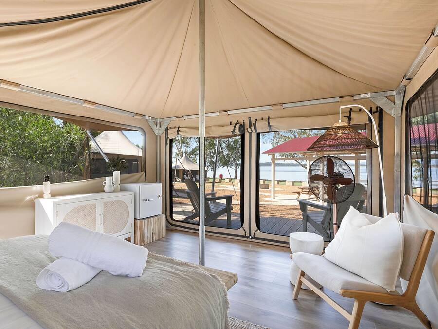 Tente Deluxe | Rideaux d’obscurcissement, literie fournie