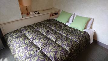 Meja kerja dan Wi-Fi gratis