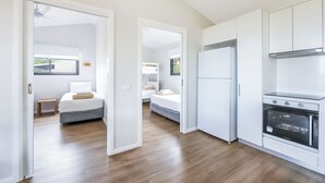 Hytte – standard, tilgjengelighetstilpasset (Sleeps 7) | Wi-fi (inkludert) og sengetøy