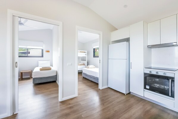 Hytte – standard, tilgjengelighetstilpasset (Sleeps 7) | Wi-fi (inkludert) og sengetøy
