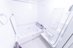 Private Vacation Home | Bathroom | Free toiletries, hair dryer, slippers, electronic bidet - Satellite Hotel Komagome (Tokyo)