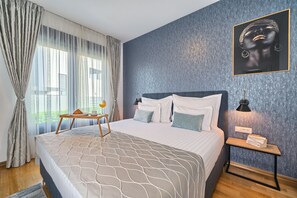 3 camere, una cassaforte in camera, ferro/asse da stiro, Wi-Fi gratuito