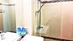 Shower, towels