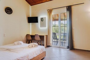 2 Schlafzimmer, Schreibtisch, Bügeleisen/Bügelbrett, kostenloses WLAN