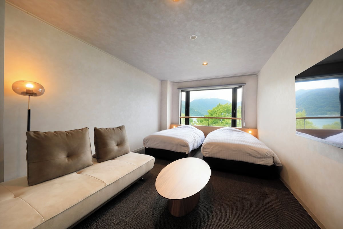 In-room safe, desk, free WiFi, bed sheets