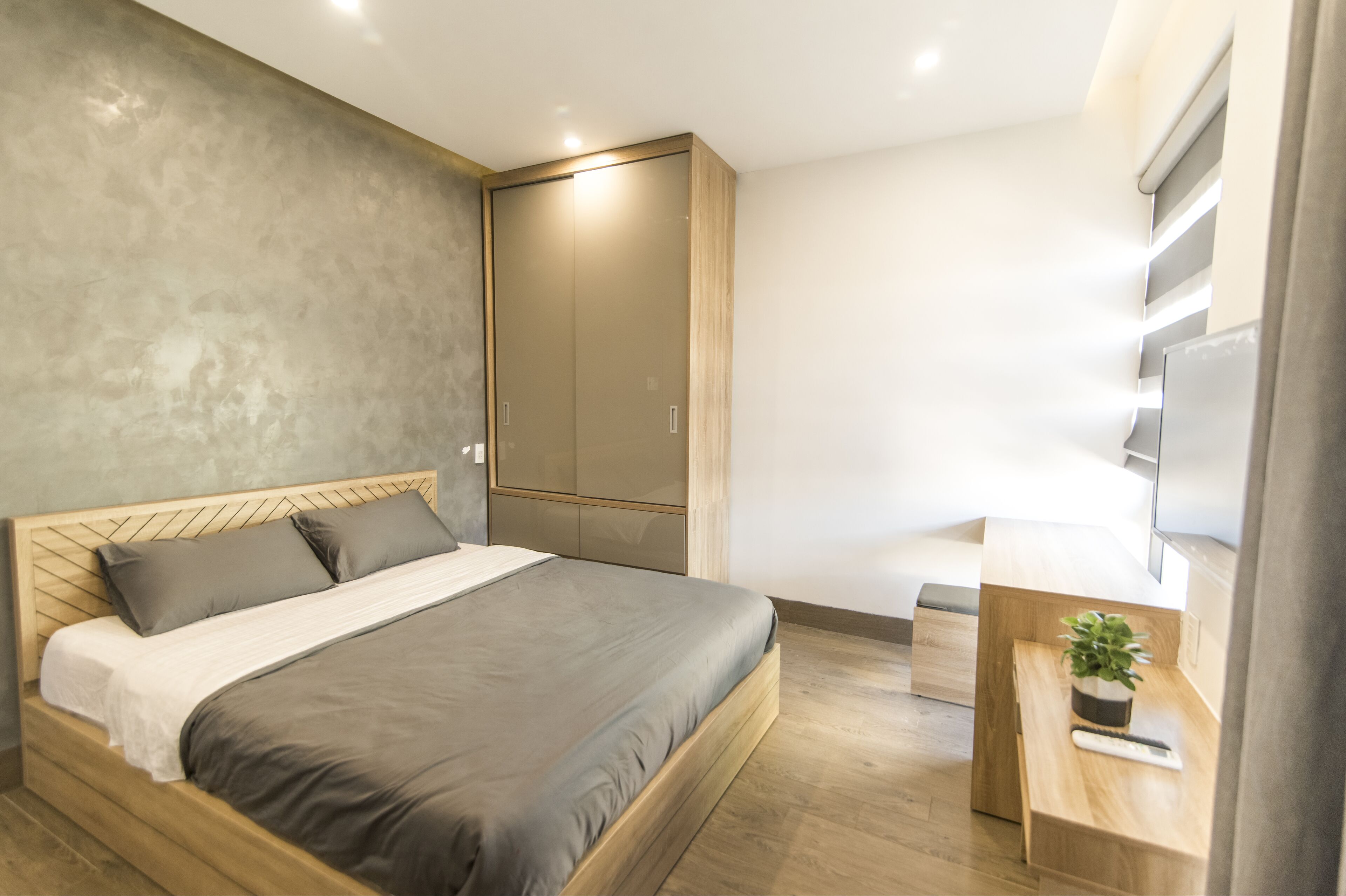 Studio Triple Room | In-room safe, desk, blackout curtains, free WiFi