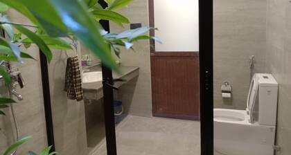 TWO BEDROOM APARTMENT (GROUND FLOOR)