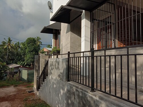 TWO BEDROOM APARTMENT (GROUND FLOOR)