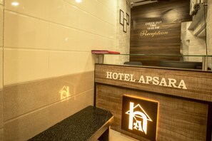 Reception - Hotel Apsara Near JJ Hospital (Mumbai)