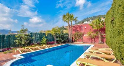 Club Villamar - Grande villa située dans un quartier tranquille à 1,2km avec piscine privée, barb...